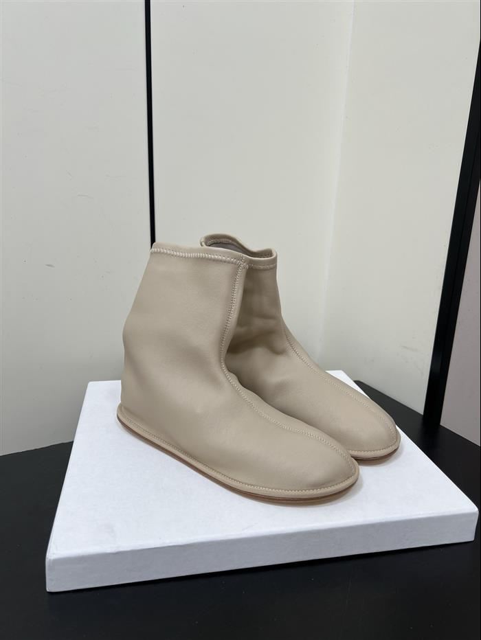 20251128173233802 320